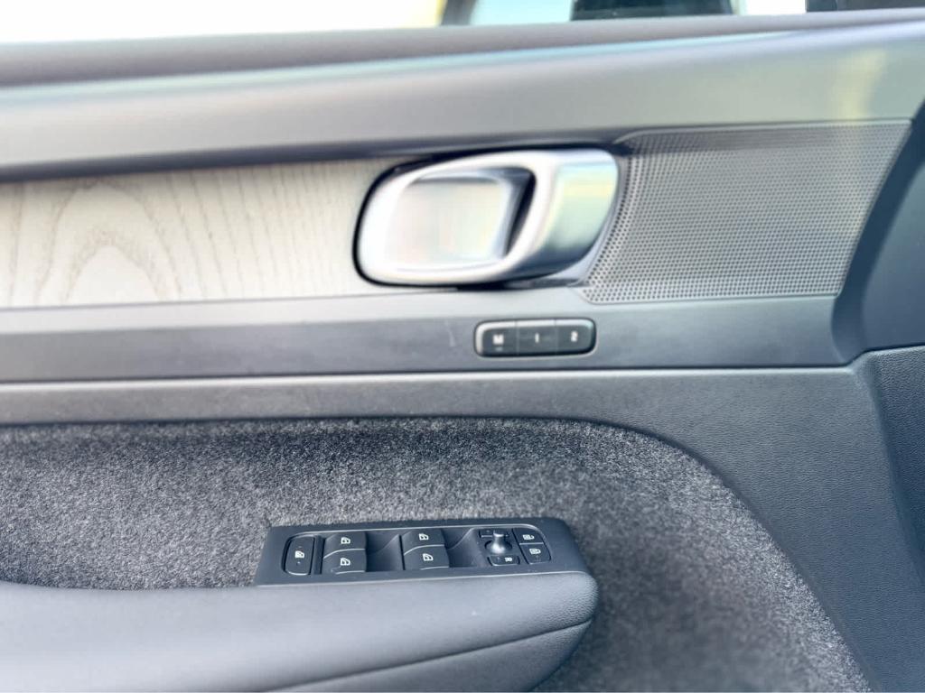 used 2023 Volvo XC40 car, priced at $28,900
