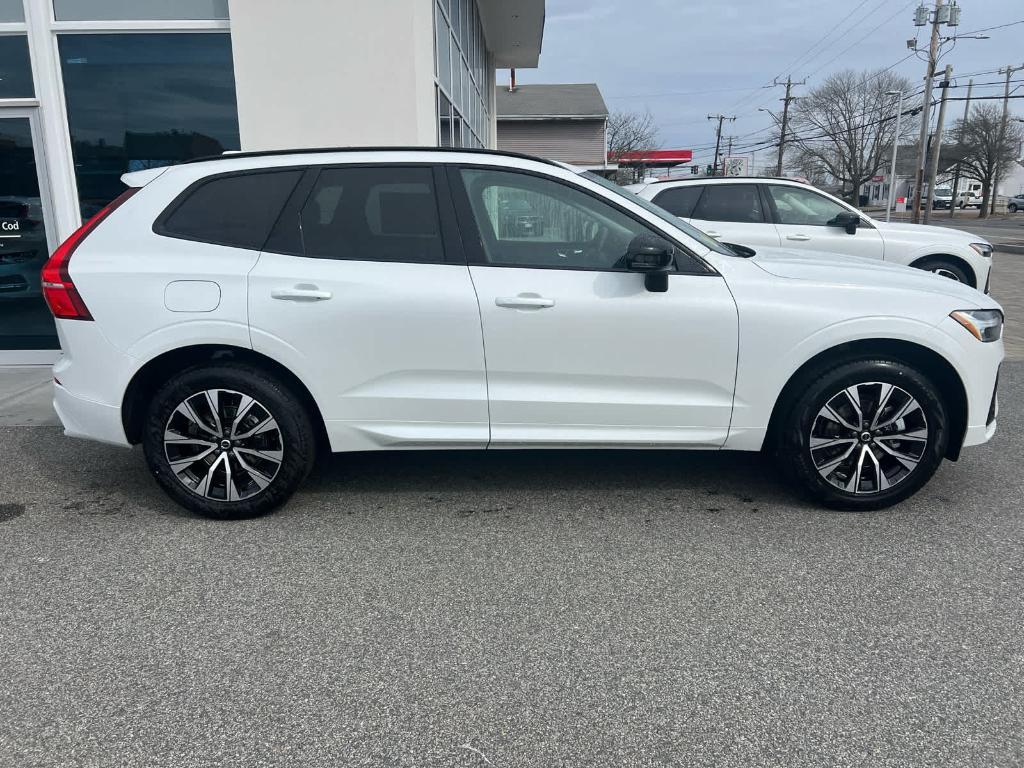 new 2025 Volvo XC60 car, priced at $51,450