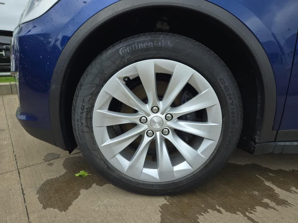 used 2019 Tesla Model X car, priced at $30,200