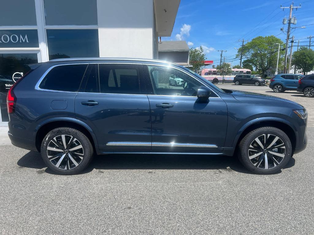 new 2025 Volvo XC90 car, priced at $61,045