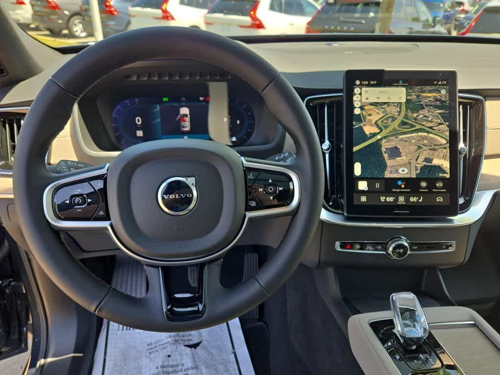 new 2025 Volvo XC90 car