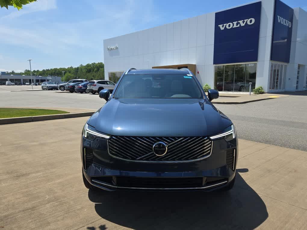 new 2025 Volvo XC90 car