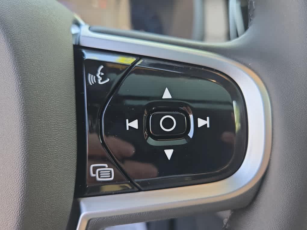 new 2025 Volvo XC90 car
