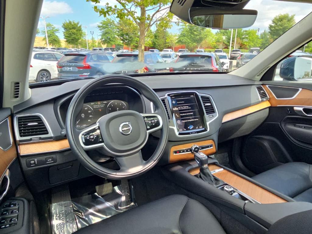 used 2022 Volvo XC90 car, priced at $40,700
