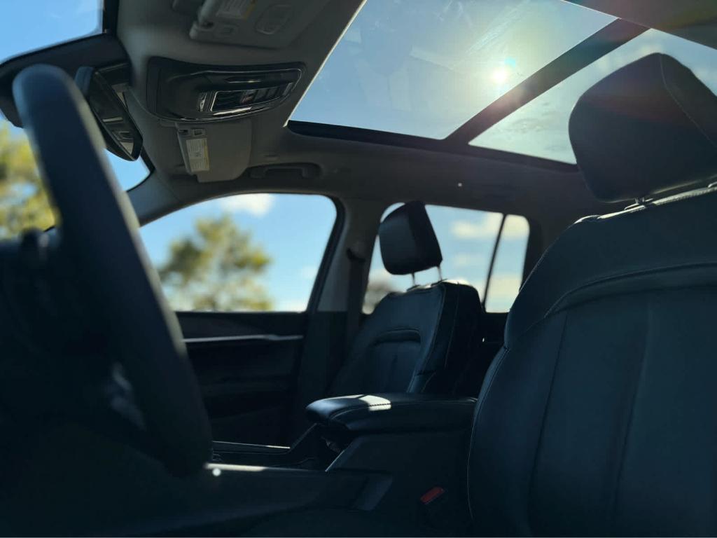 used 2022 Jeep Grand Cherokee 4xe car, priced at $31,900