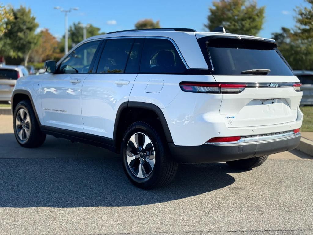 used 2022 Jeep Grand Cherokee 4xe car, priced at $31,900