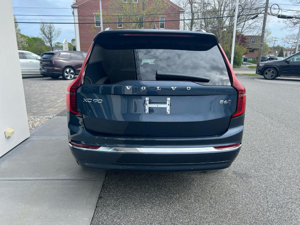 new 2025 Volvo XC90 car, priced at $68,245