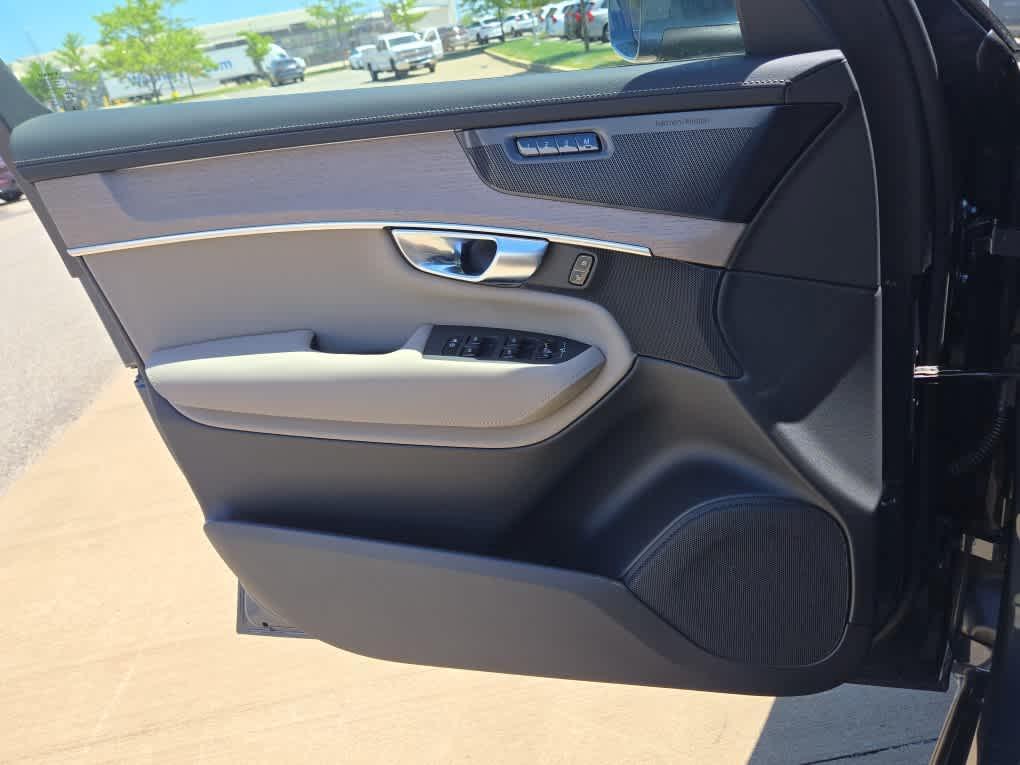 new 2026 Volvo XC90 car, priced at $71,825