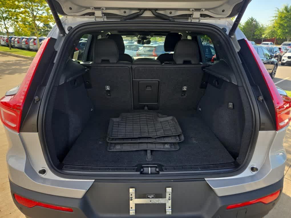 used 2023 Volvo XC40 Recharge Pure Electric car, priced at $29,600