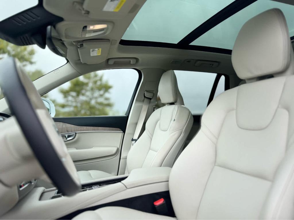 used 2024 Volvo XC90 car, priced at $40,900