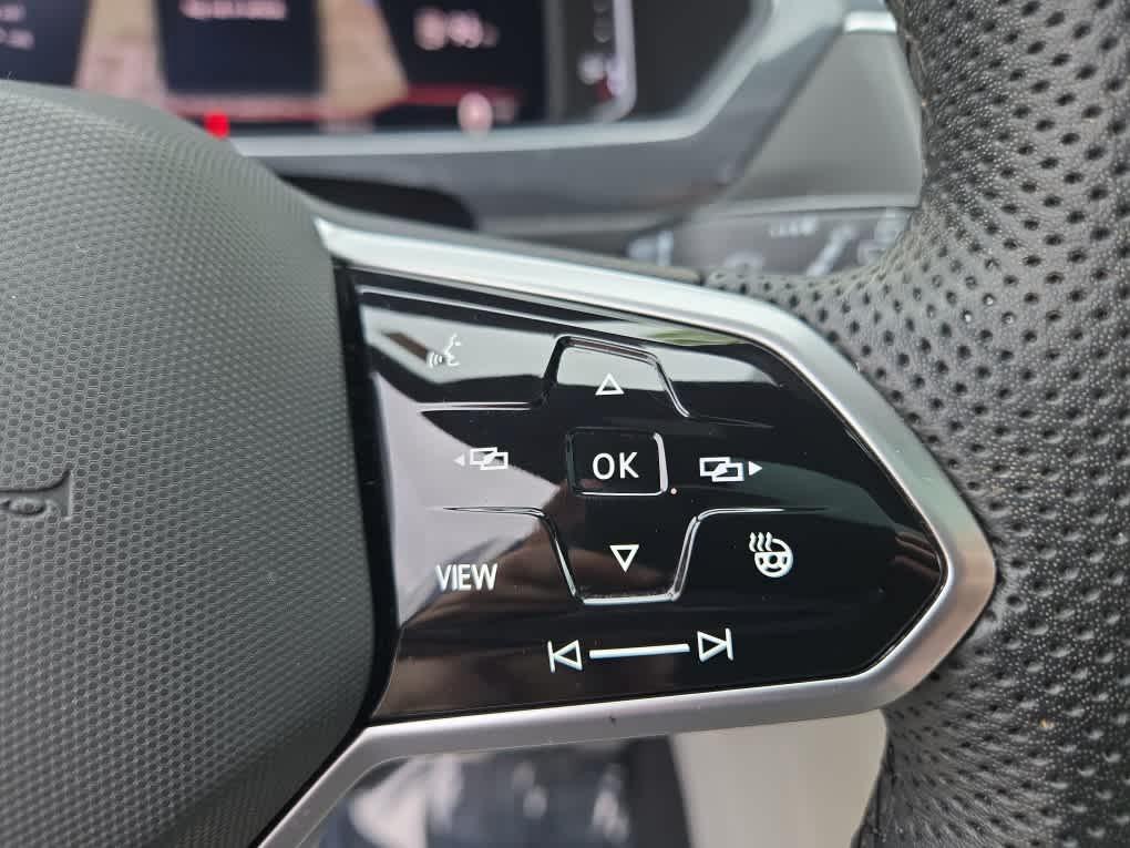 used 2022 Volkswagen Tiguan car, priced at $27,900