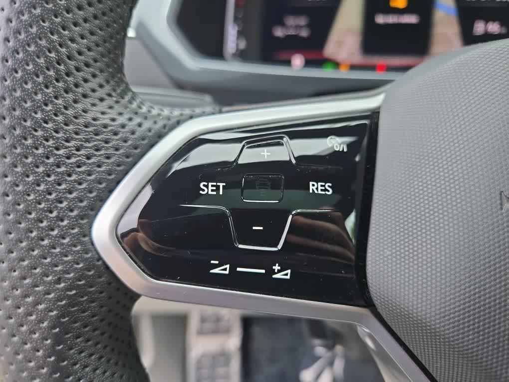 used 2022 Volkswagen Tiguan car, priced at $27,900
