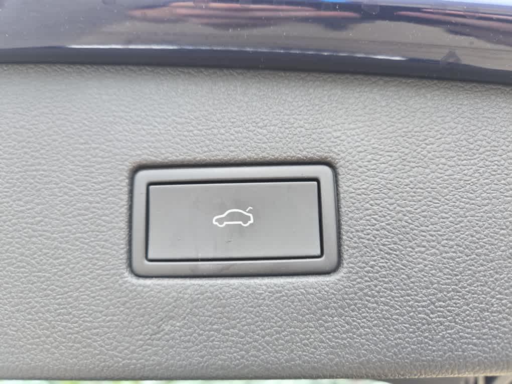 used 2022 Volkswagen Tiguan car, priced at $27,900