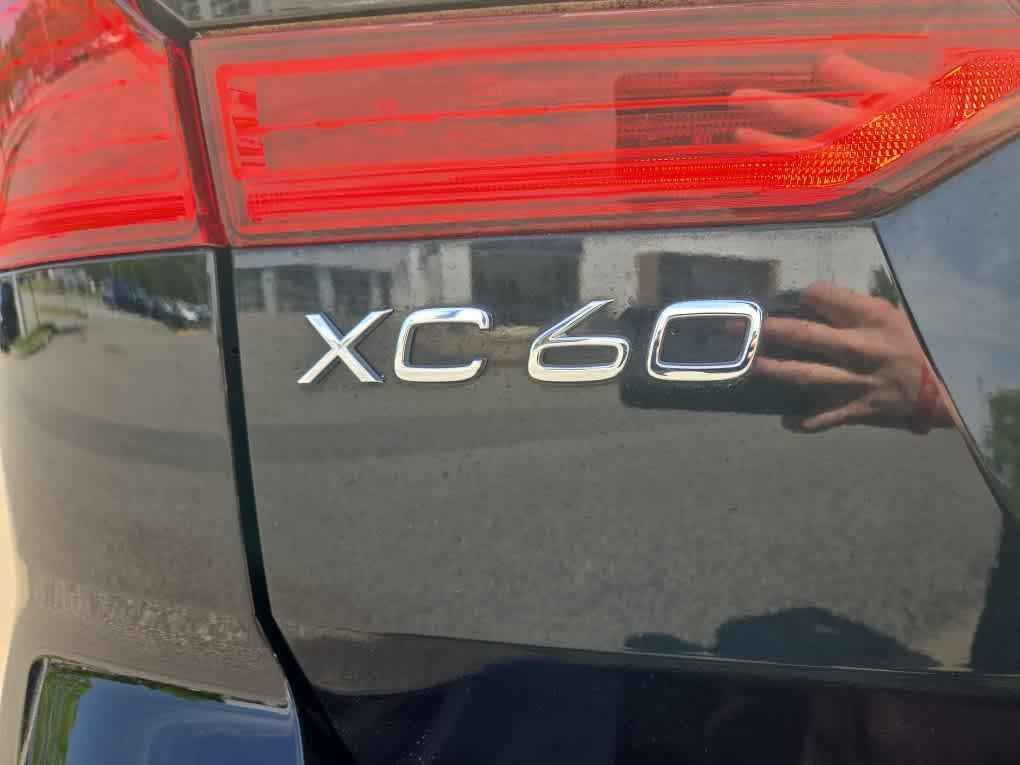 used 2022 Volvo XC60 car, priced at $34,600