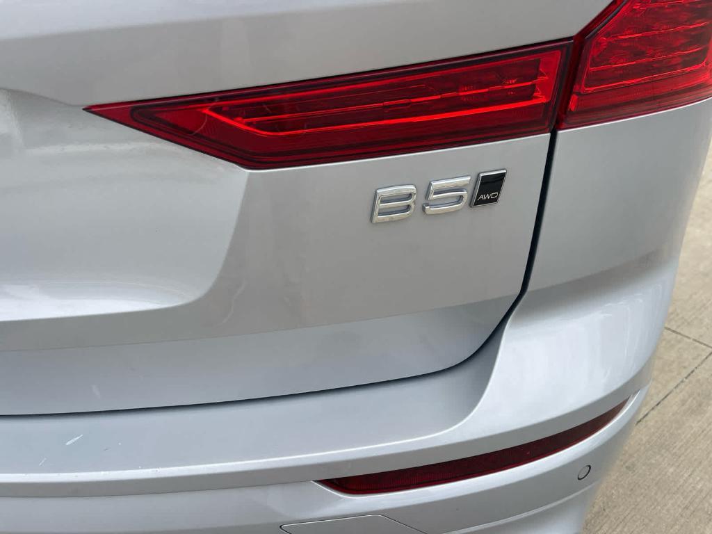 used 2025 Volvo XC60 car, priced at $39,296