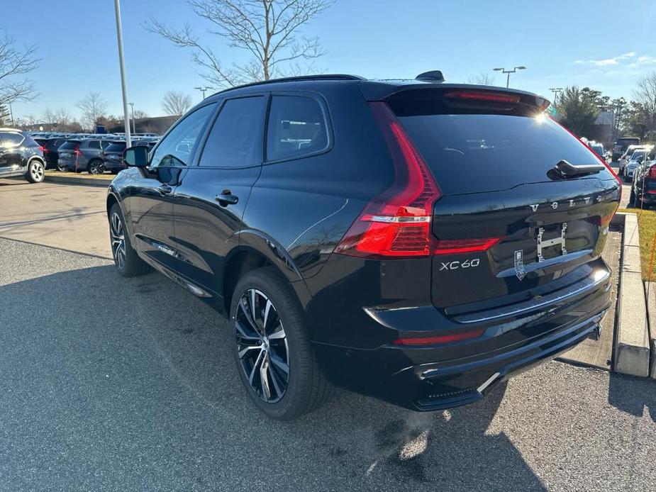 new 2025 Volvo XC60 car, priced at $55,335