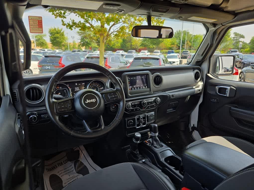 used 2021 Jeep Gladiator car, priced at $31,900