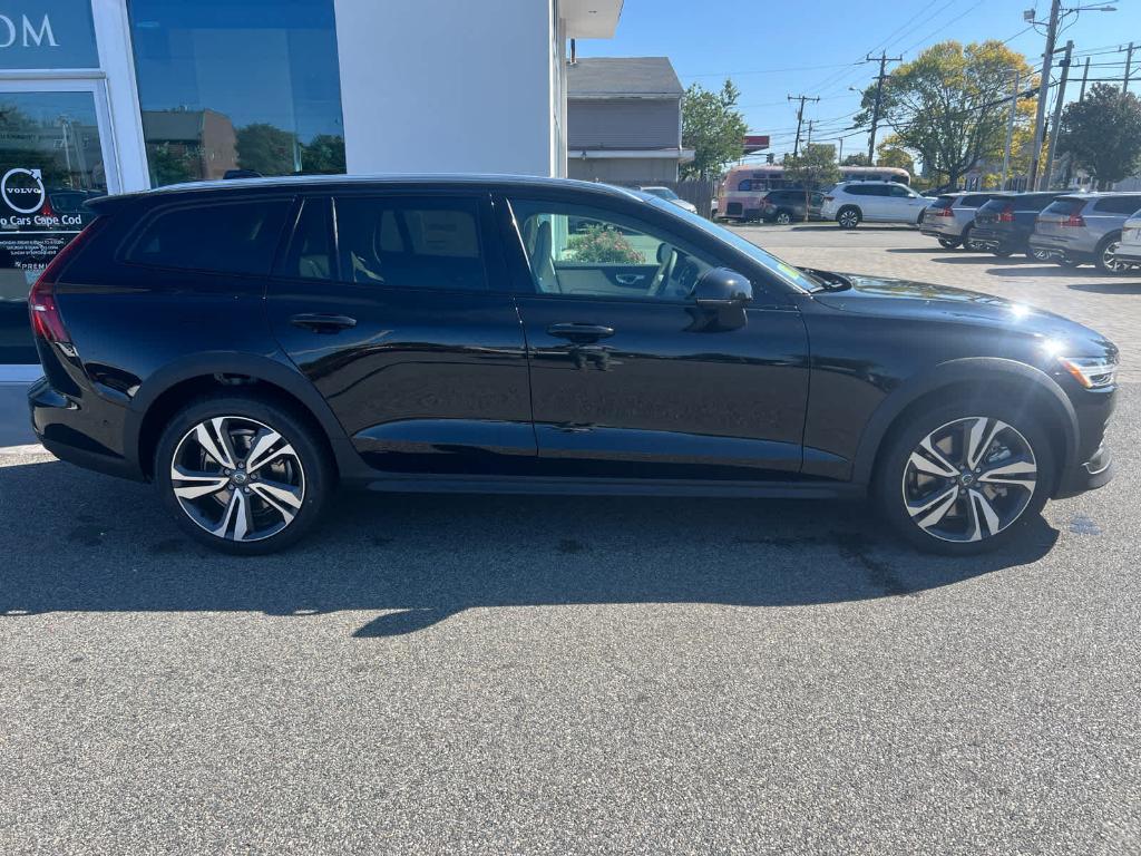 new 2026 Volvo V60 Cross Country car, priced at $57,450