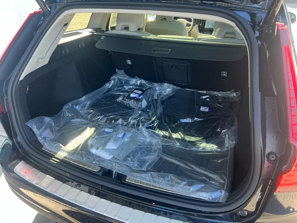 new 2026 Volvo V60 Cross Country car, priced at $57,450