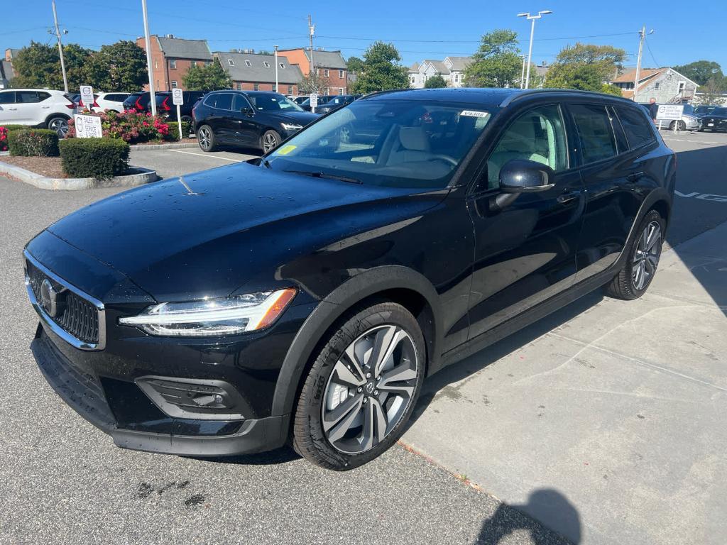 new 2026 Volvo V60 Cross Country car, priced at $57,450
