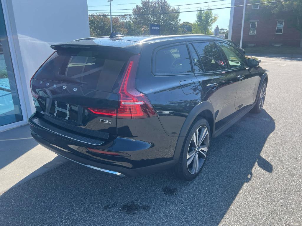 new 2026 Volvo V60 Cross Country car, priced at $57,450