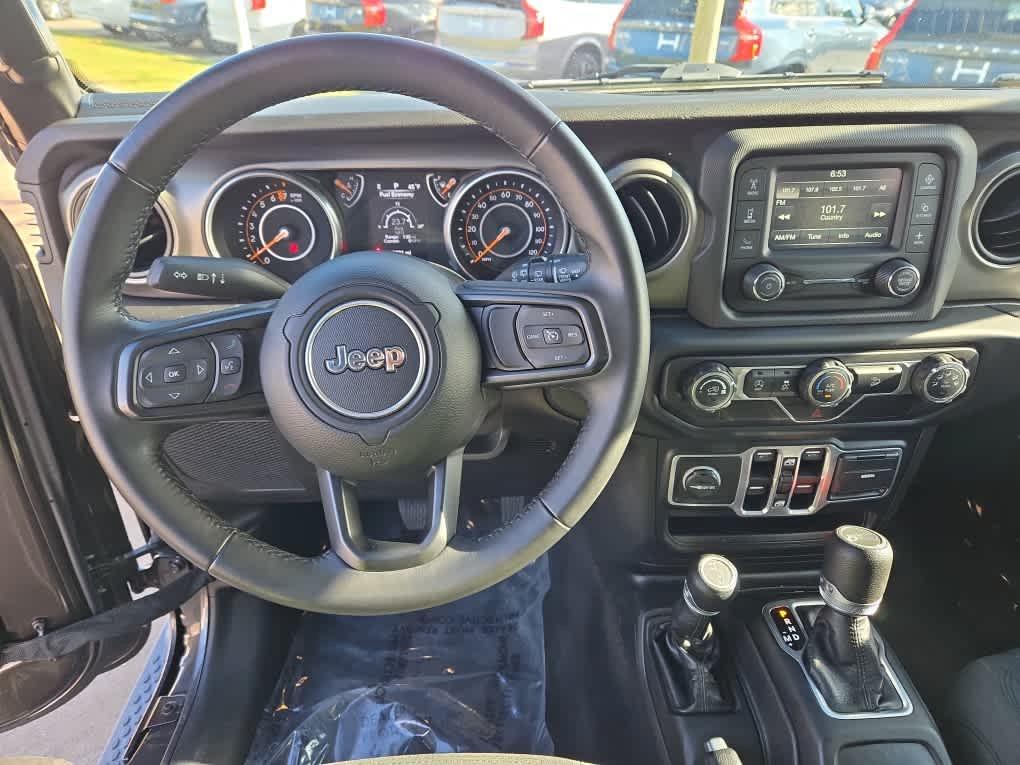 used 2018 Jeep Wrangler Unlimited car, priced at $18,900