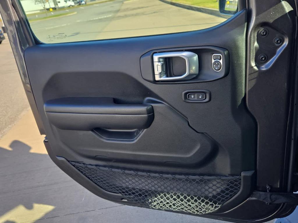 used 2018 Jeep Wrangler Unlimited car, priced at $18,900