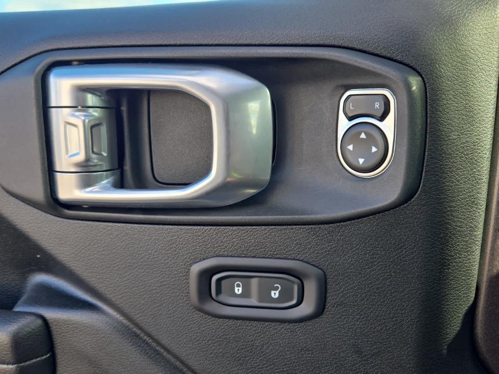 used 2018 Jeep Wrangler Unlimited car, priced at $18,900