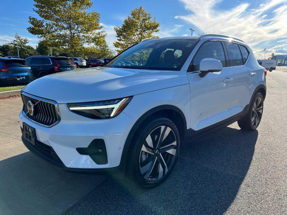 used 2024 Volvo XC40 car, priced at $37,900