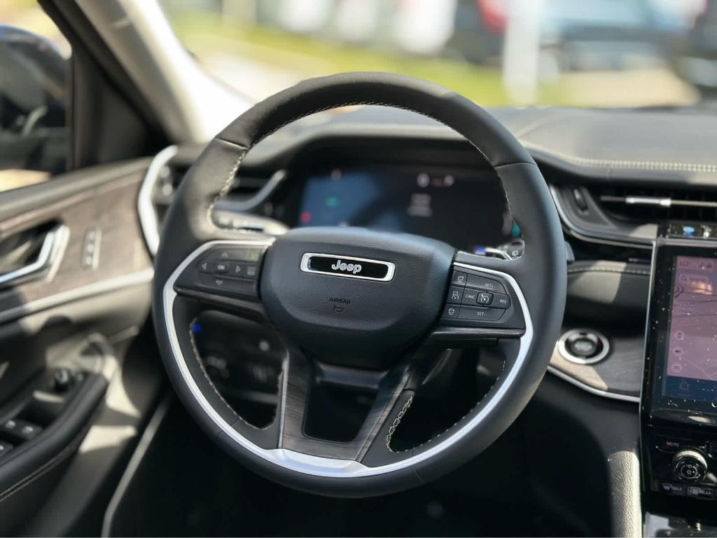 used 2022 Jeep Grand Cherokee 4xe car, priced at $31,900