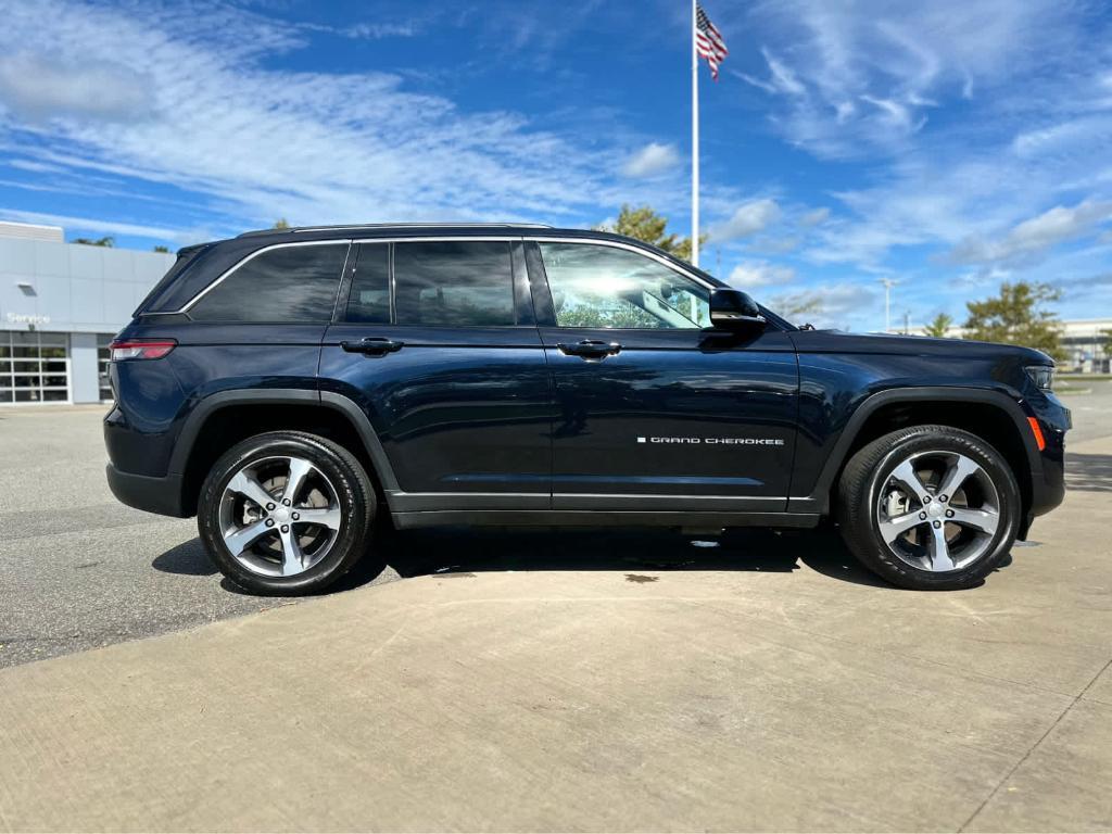 used 2022 Jeep Grand Cherokee 4xe car, priced at $31,900