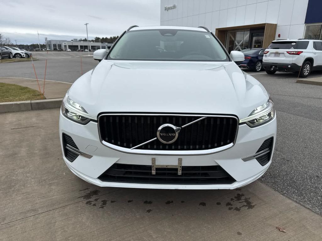 used 2022 Volvo XC60 car, priced at $30,900