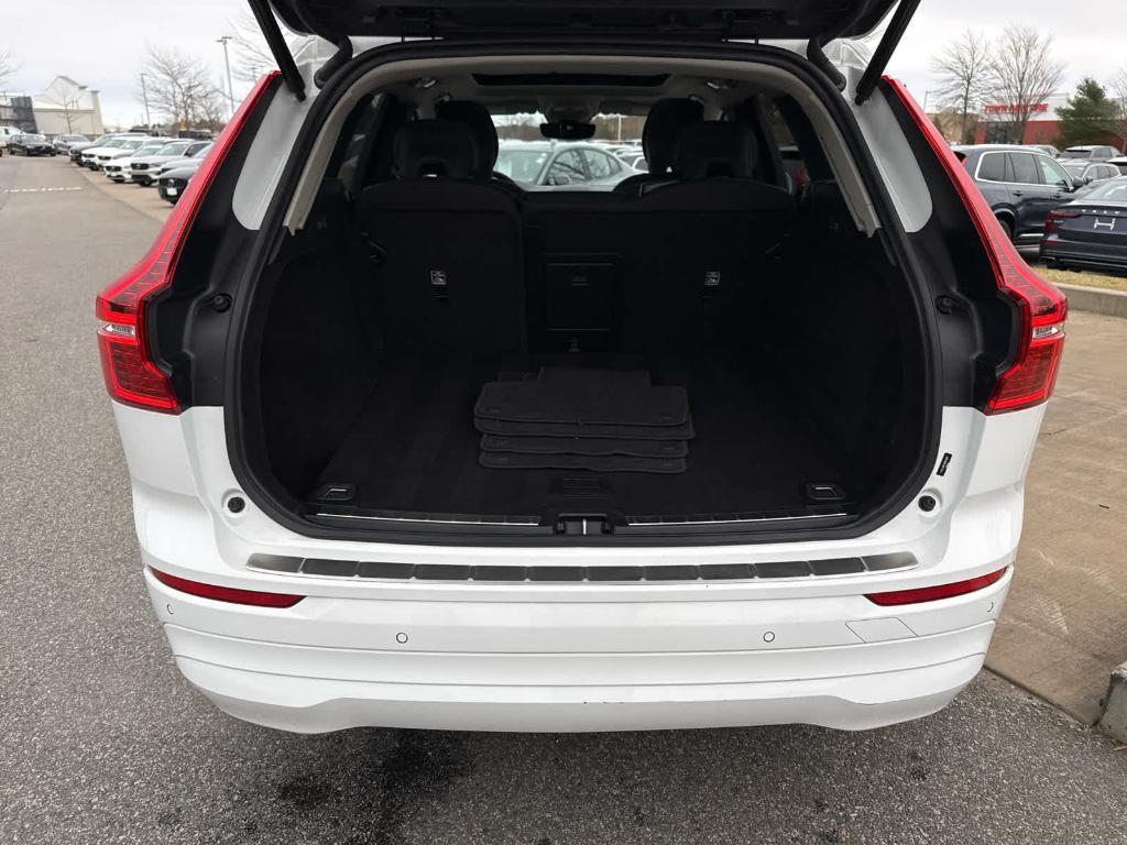 used 2022 Volvo XC60 car, priced at $30,900