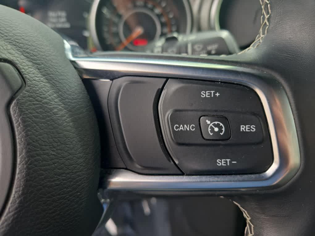 used 2020 Jeep Wrangler Unlimited car, priced at $31,900