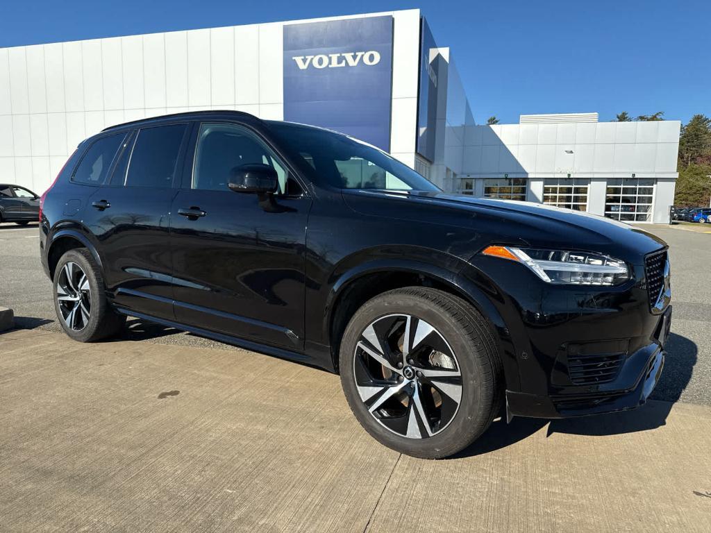 used 2022 Volvo XC90 Recharge Plug-In Hybrid car, priced at $41,400