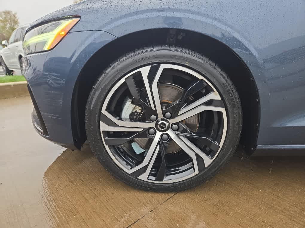 used 2024 Volvo S60 car, priced at $29,900
