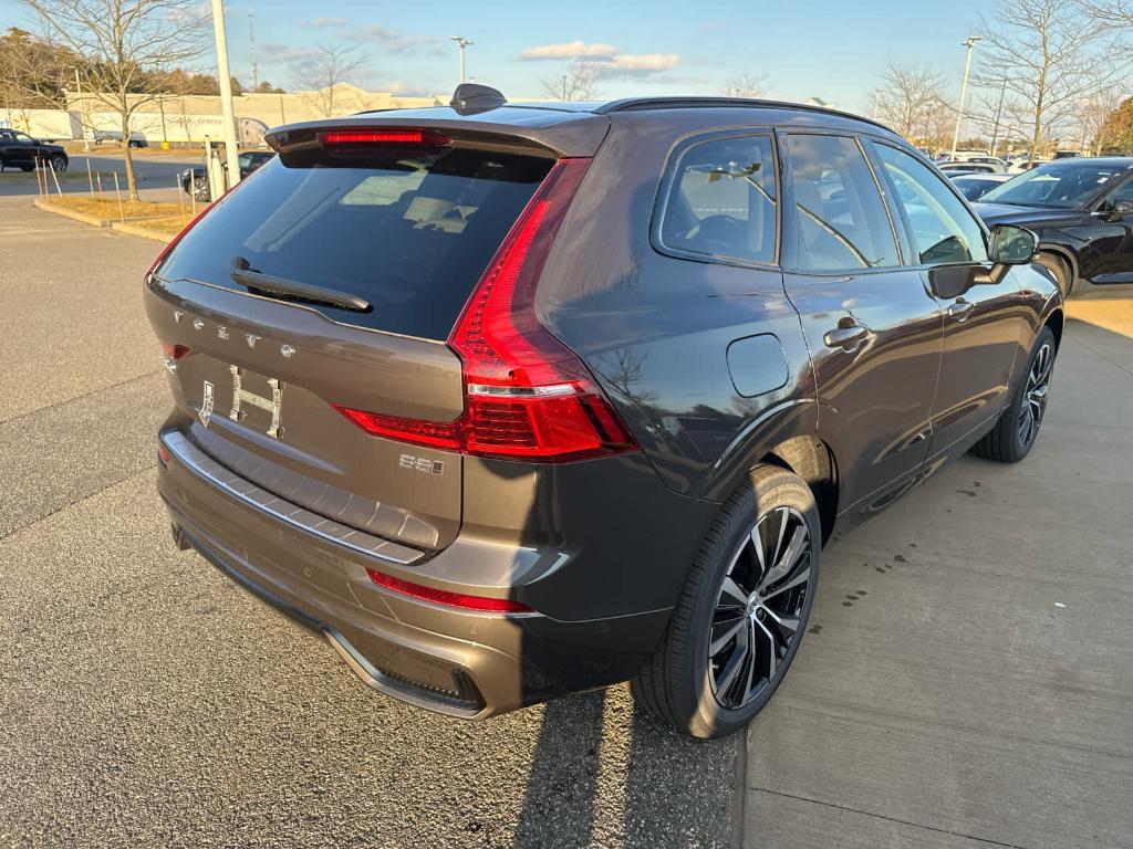 new 2025 Volvo XC60 car, priced at $56,525