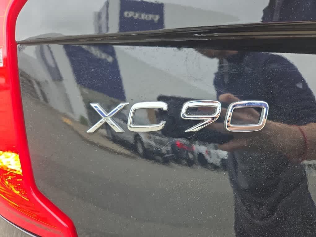 used 2021 Volvo XC90 Recharge Plug-In Hybrid car, priced at $40,996