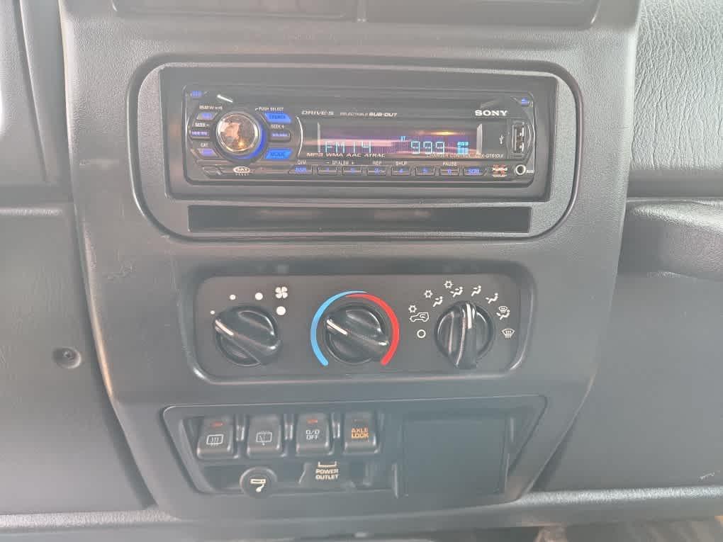 used 2006 Jeep Wrangler car, priced at $15,900