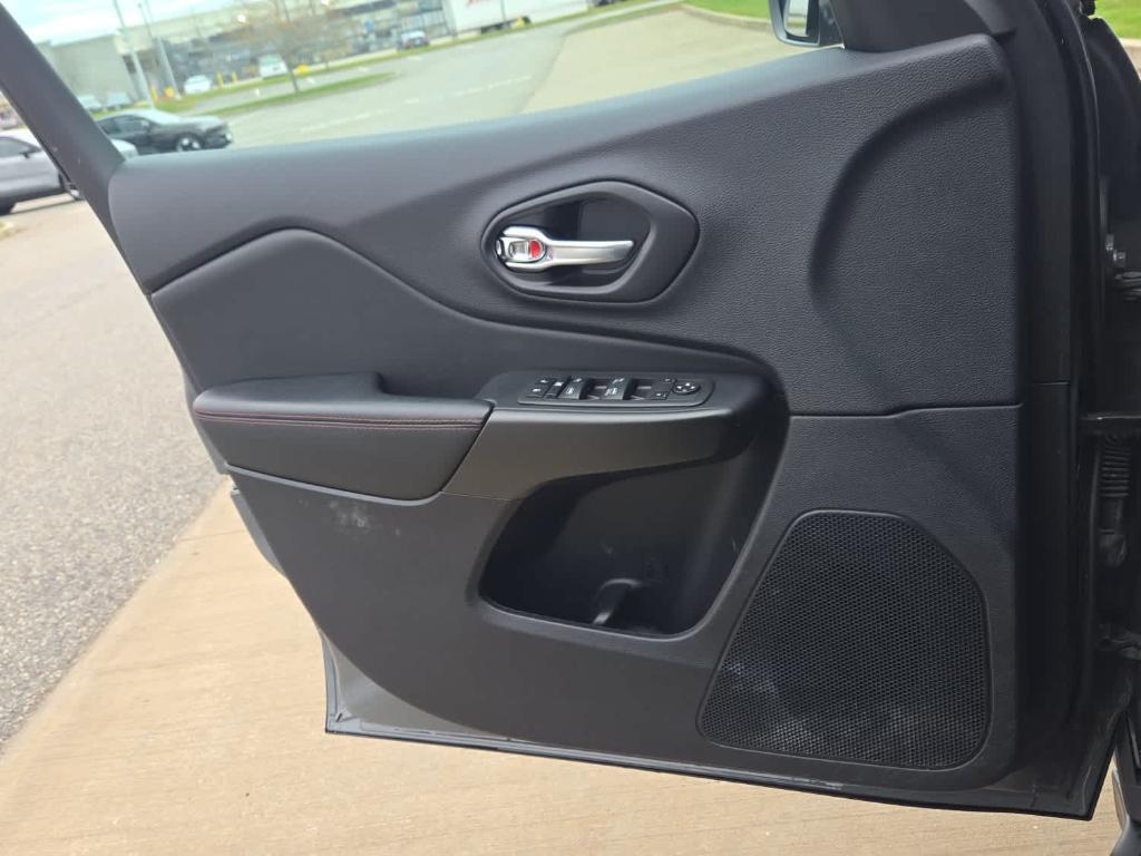 used 2022 Jeep Cherokee car, priced at $24,200