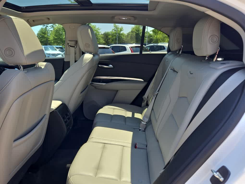 used 2020 Cadillac XT4 car, priced at $18,900