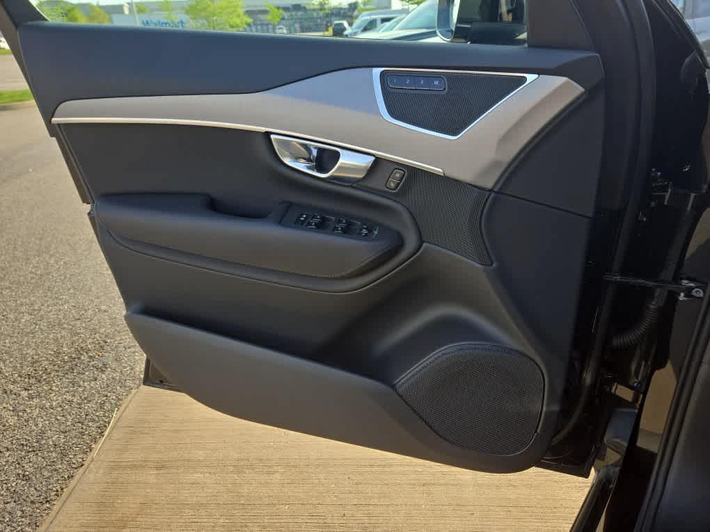 used 2024 Volvo XC90 car, priced at $40,769