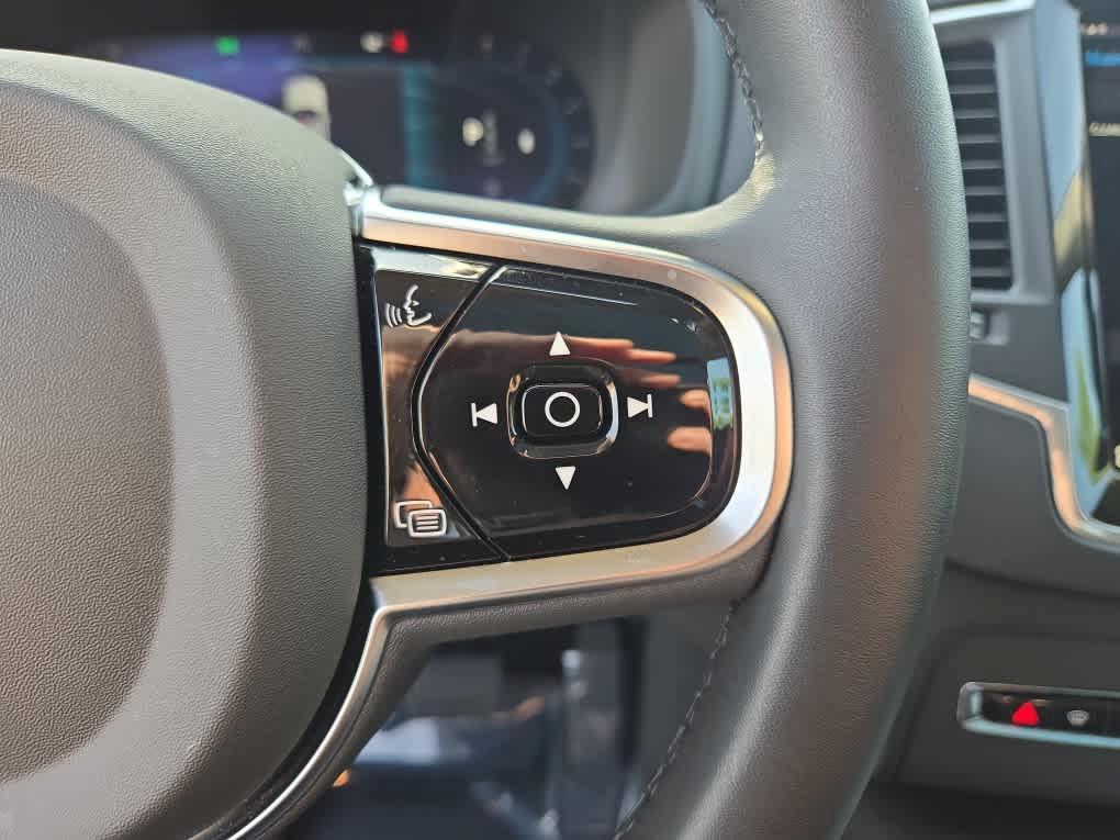 used 2024 Volvo XC90 car, priced at $40,769