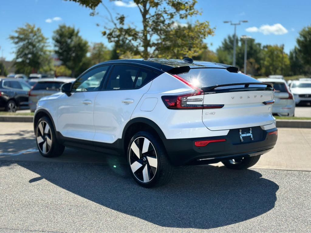 used 2022 Volvo C40 Recharge Pure Electric car, priced at $26,900
