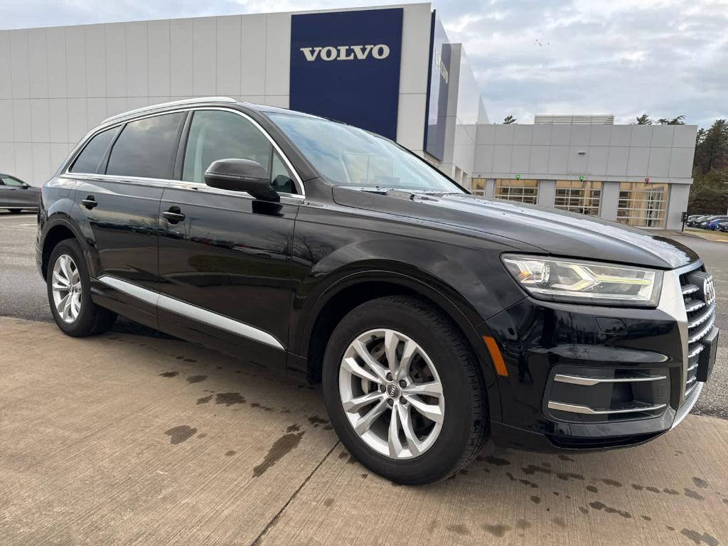 used 2018 Audi Q7 car, priced at $19,500