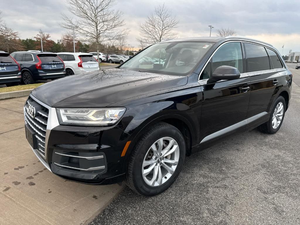 used 2018 Audi Q7 car, priced at $19,500