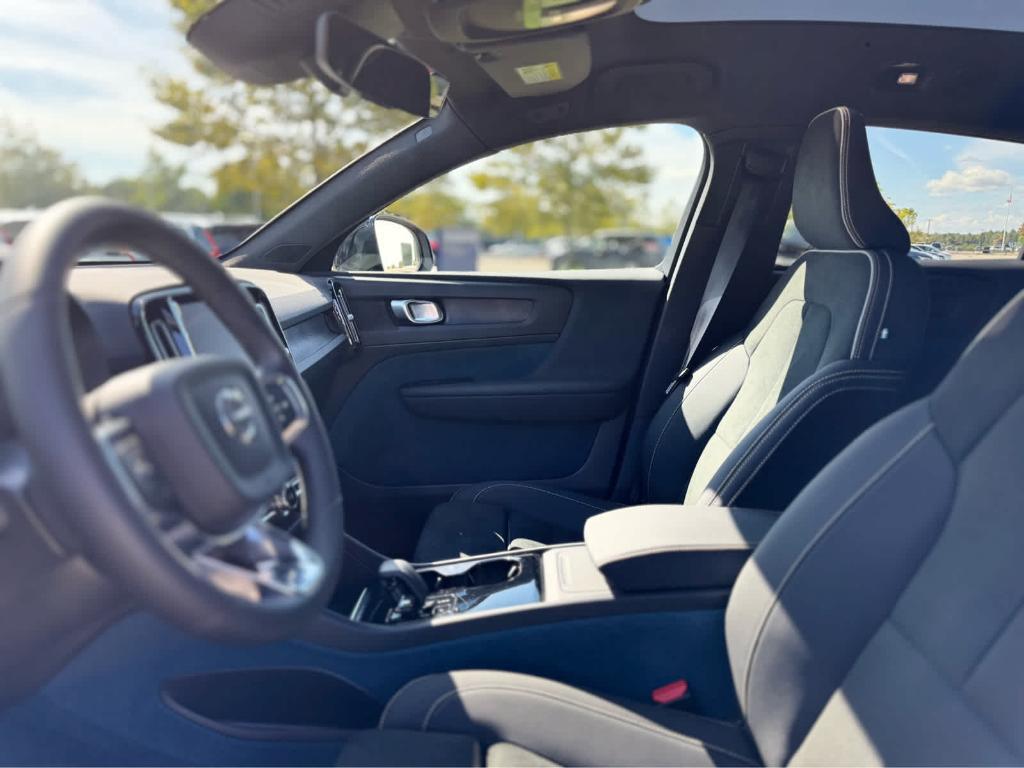 used 2023 Volvo C40 Recharge Pure Electric car, priced at $26,200
