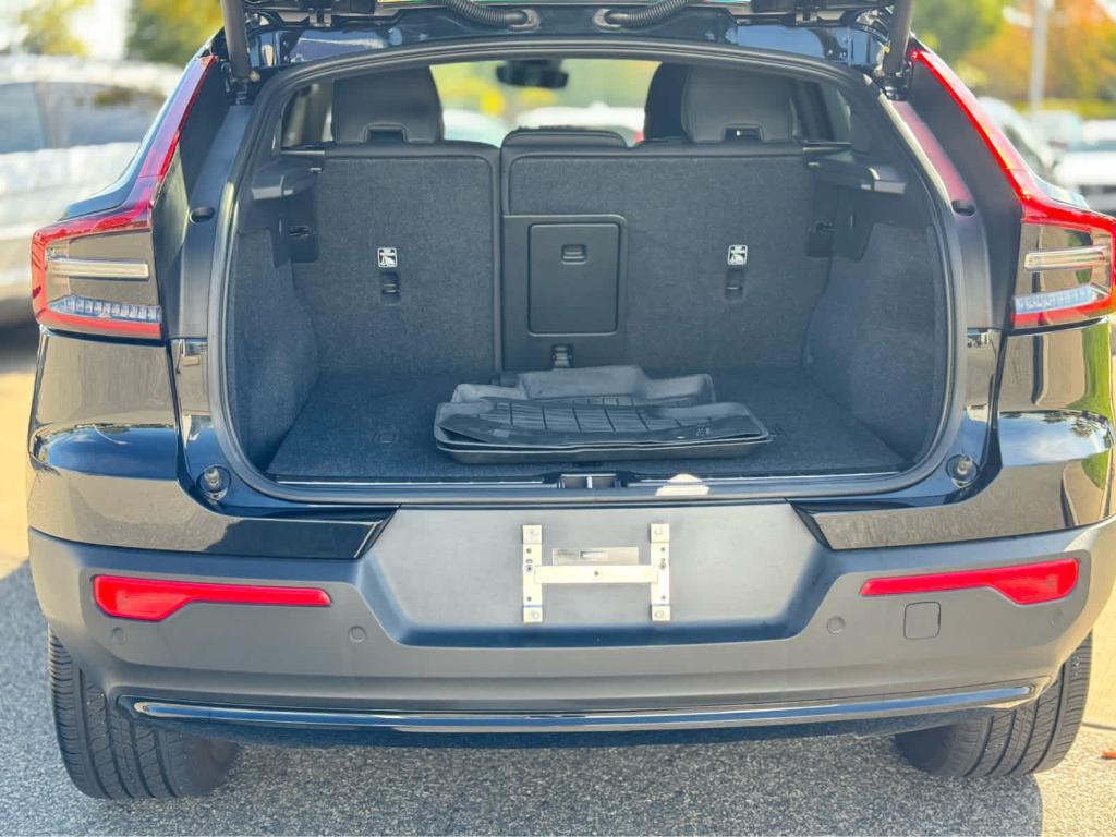 used 2023 Volvo C40 Recharge Pure Electric car, priced at $26,200