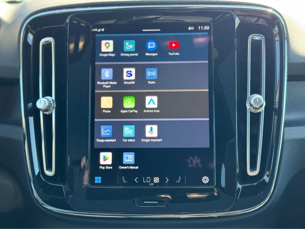 used 2023 Volvo C40 Recharge Pure Electric car, priced at $26,200