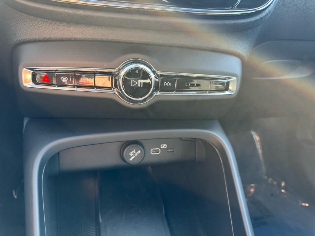 used 2023 Volvo C40 Recharge Pure Electric car, priced at $26,200